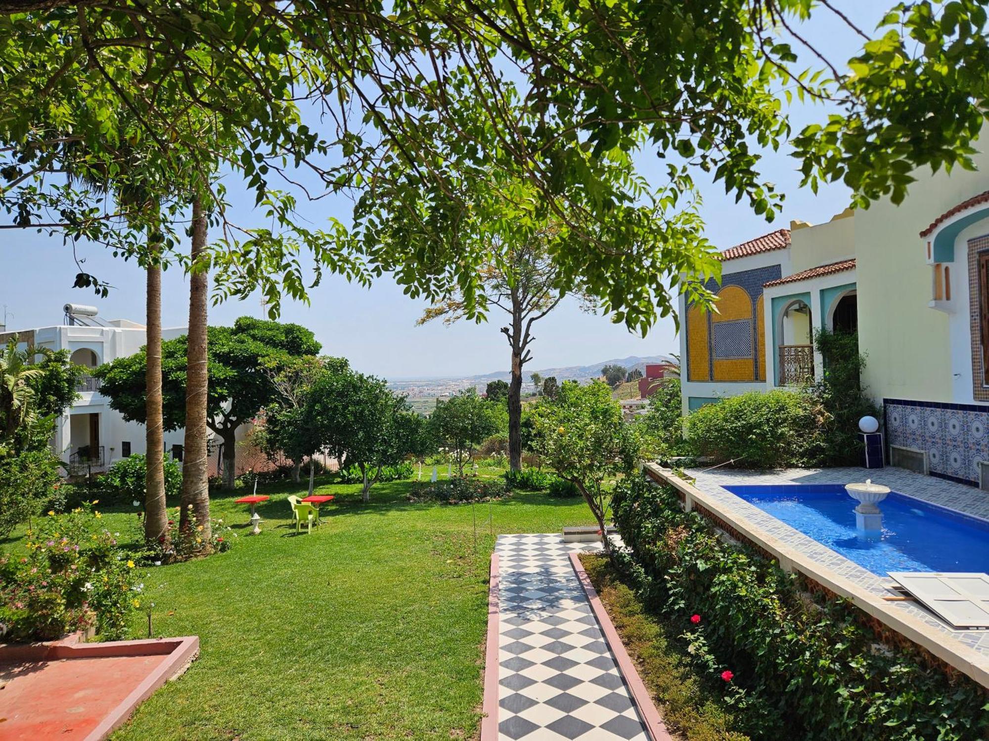 Riad Dar Achaach Tetouan Bagian luar foto
