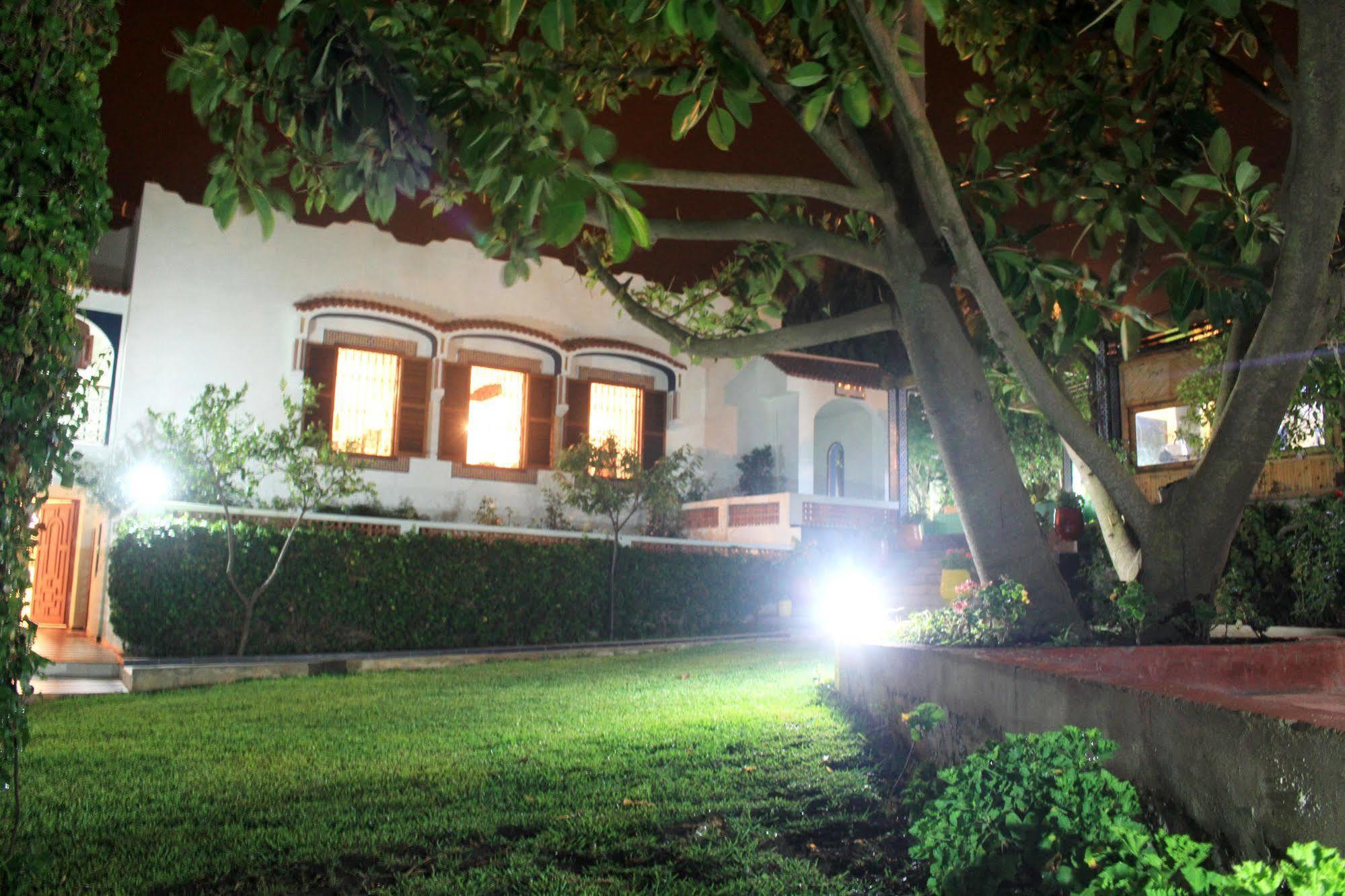 Riad Dar Achaach Tetouan Bagian luar foto
