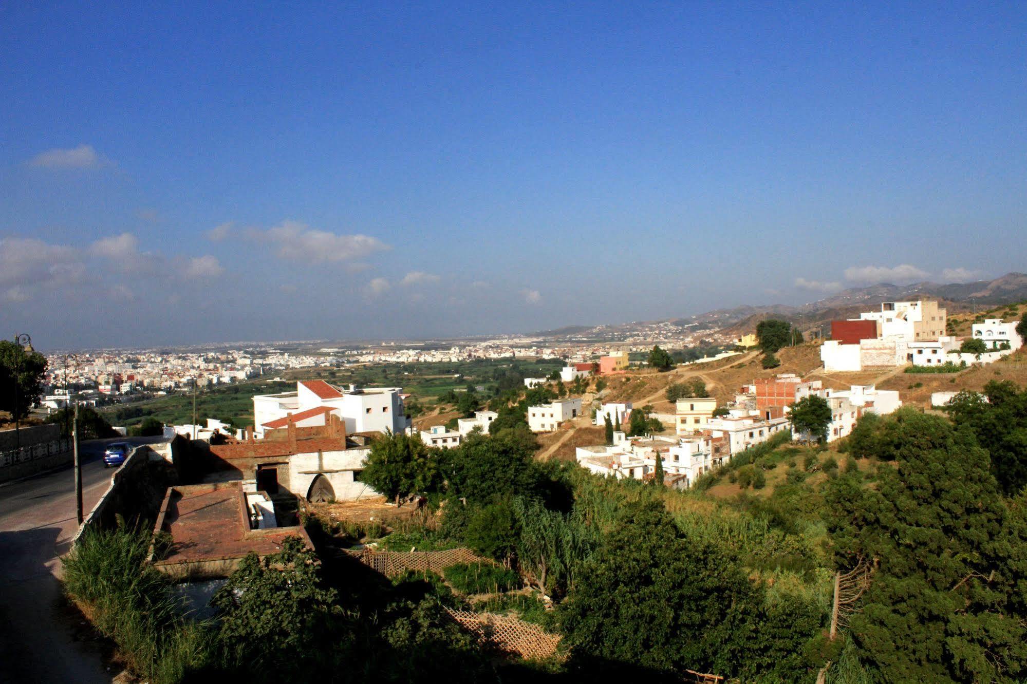 Riad Dar Achaach Tetouan Bagian luar foto