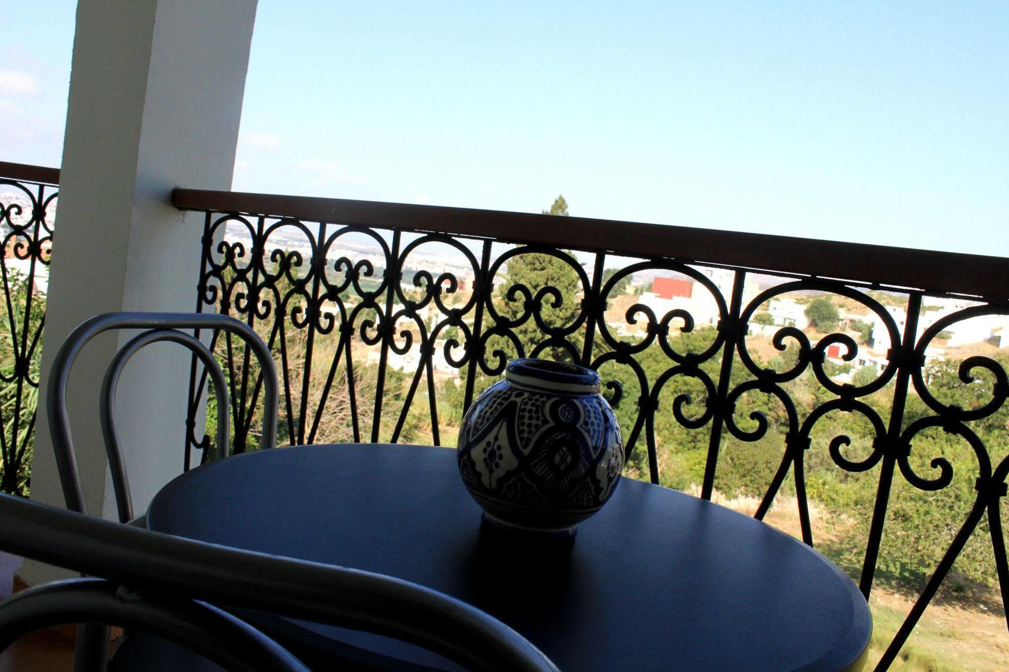 Riad Dar Achaach Tetouan Bagian luar foto